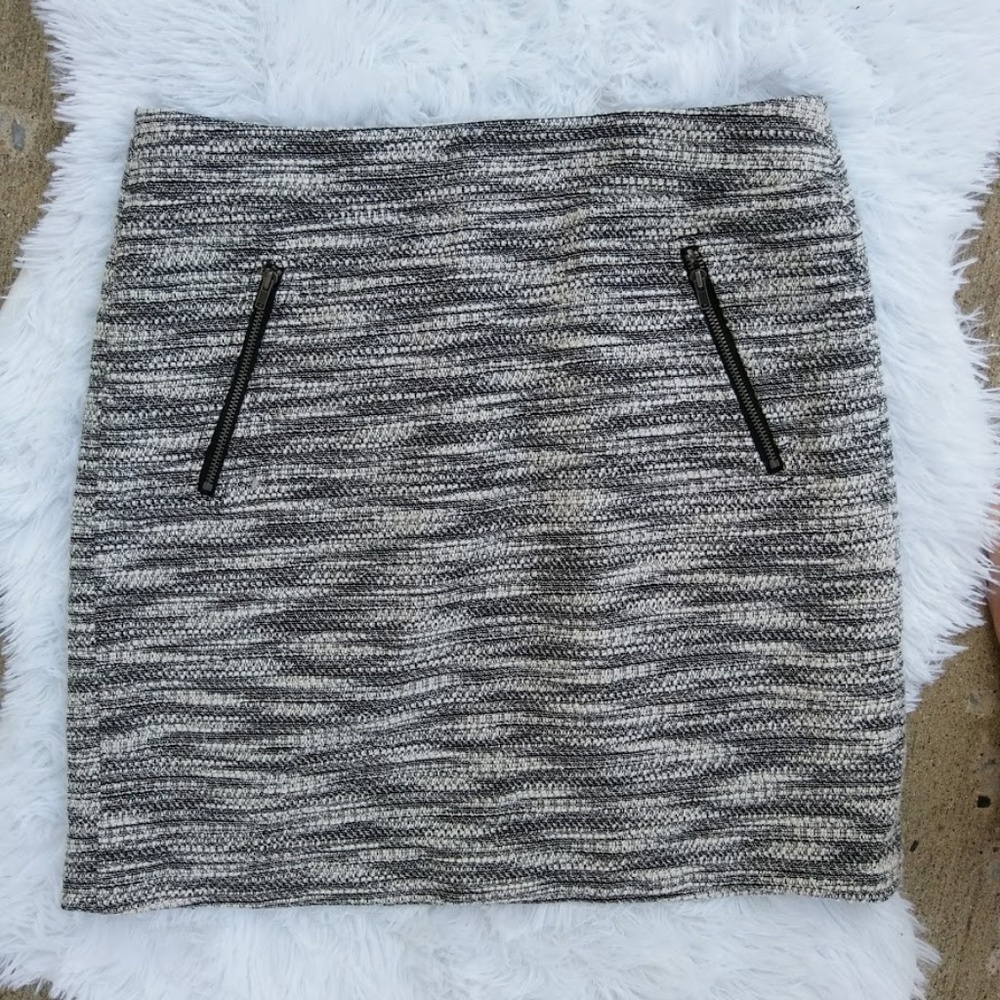 Loft size 6 women's skirt